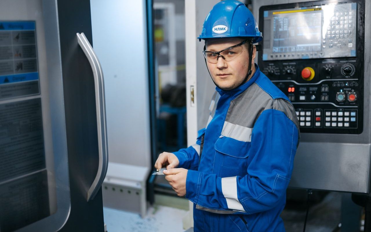 IQ Manufacturing website project